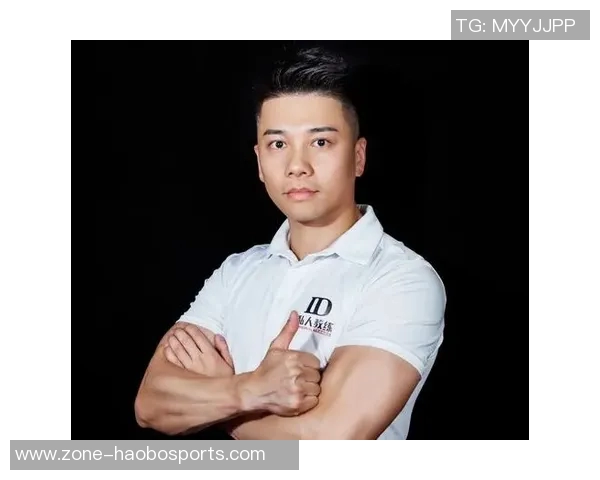 李健健身器材那根棍的多功能使用技巧与健身效果解析